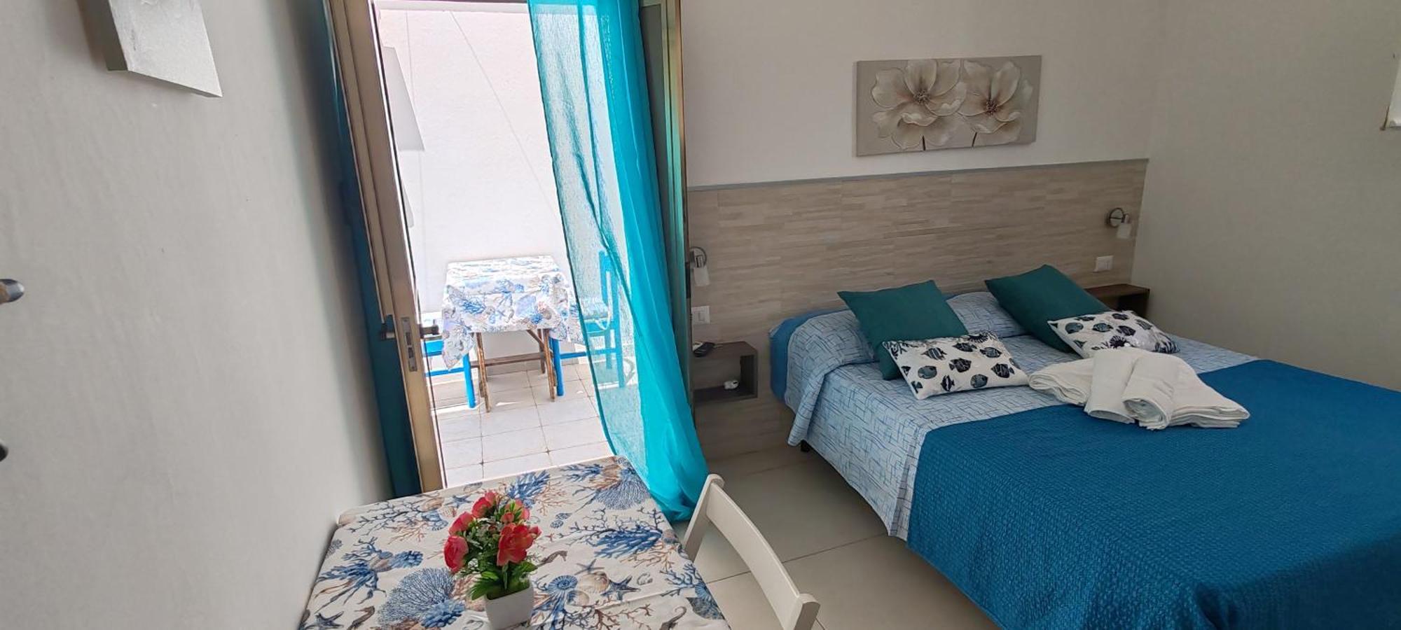 Cortili Del Mar Hotel Торе Сан Джовани Удженто Екстериор снимка