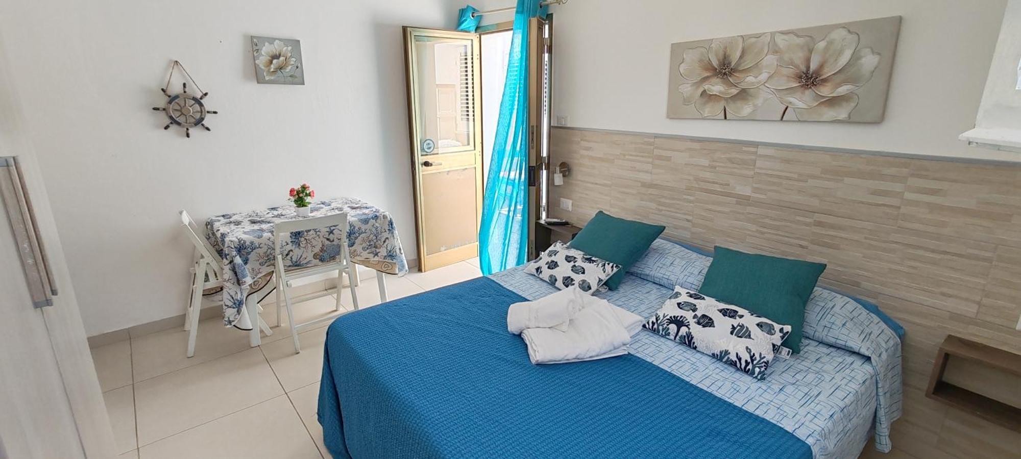 Cortili Del Mar Hotel Торе Сан Джовани Удженто Екстериор снимка